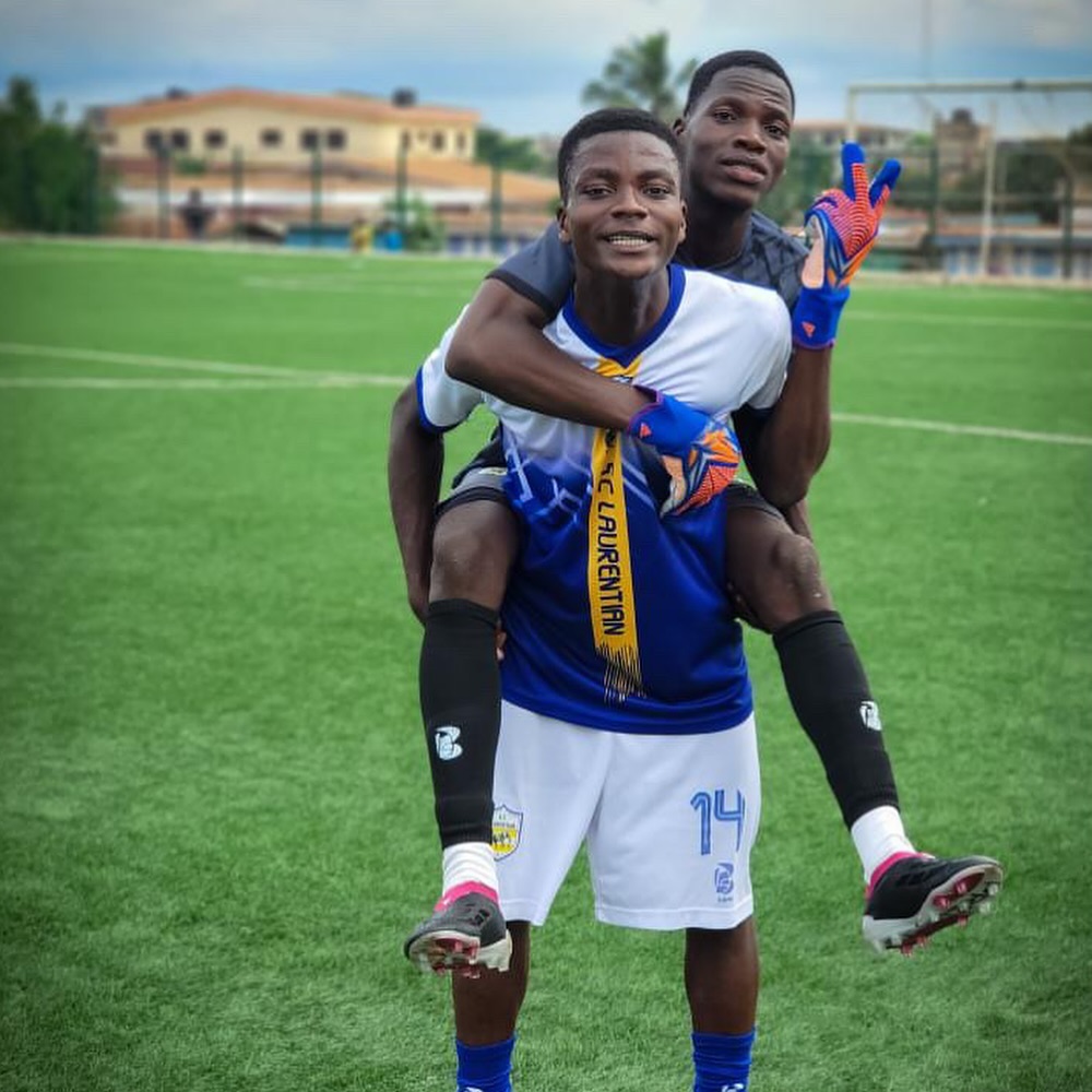 SCLaurentian's tweet image. These aren’t just players, they’re teammates, brothers, and a family built on passion for the game.

#sclaurentian #footballclubinghana #teammembers