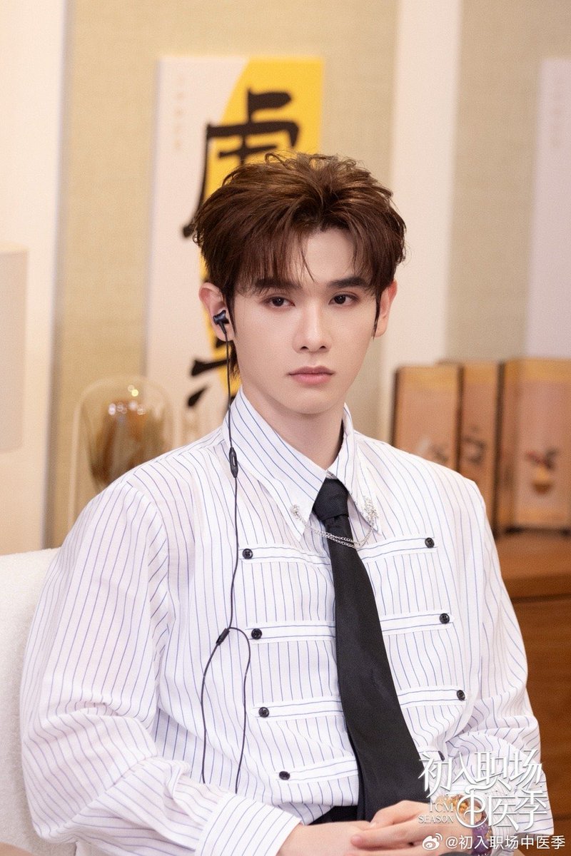 bewwwwp's tweet photo. รายการแพทย์แผนจีน #WorkplaceNewcomers Workplace Newcomers · Season of Traditional Chinese Medicine มาลงรูปน้องนายค่ะ
🔗https://t.co/Vxs7wjbfpE
#นายท่านกรชิต #GaoQingchen #高卿尘 https://t.co/EtmztKMB7X