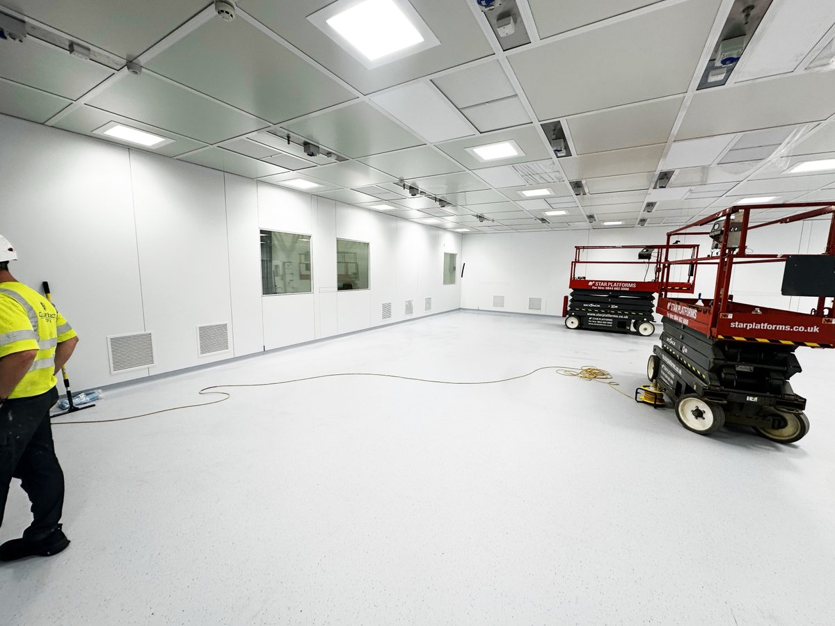 GuardtechClean's tweet image. Meanwhile in the South West...
225sqm of ISO7 Medical Device modular magic continues to take shape
Looking fresh, #modsquad 😃😁🥰
#guardtechroup ⬡⬢⬡⬢⬡⬢
#contaminationcontrol
#guardtechnordicab
#modularcleanrooms
#cleanroompods
#portablecleanrooms