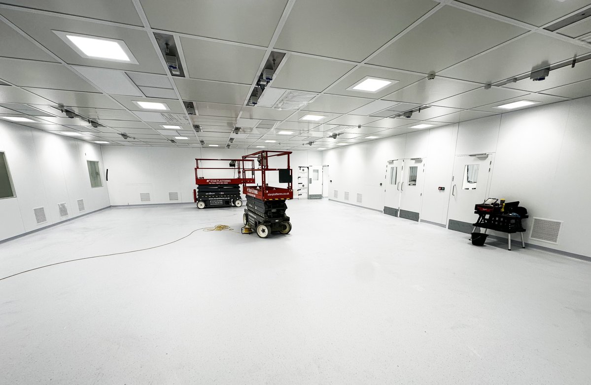 GuardtechClean's tweet image. Meanwhile in the South West...
225sqm of ISO7 Medical Device modular magic continues to take shape
Looking fresh, #modsquad 😃😁🥰
#guardtechroup ⬡⬢⬡⬢⬡⬢
#contaminationcontrol
#guardtechnordicab
#modularcleanrooms
#cleanroompods
#portablecleanrooms