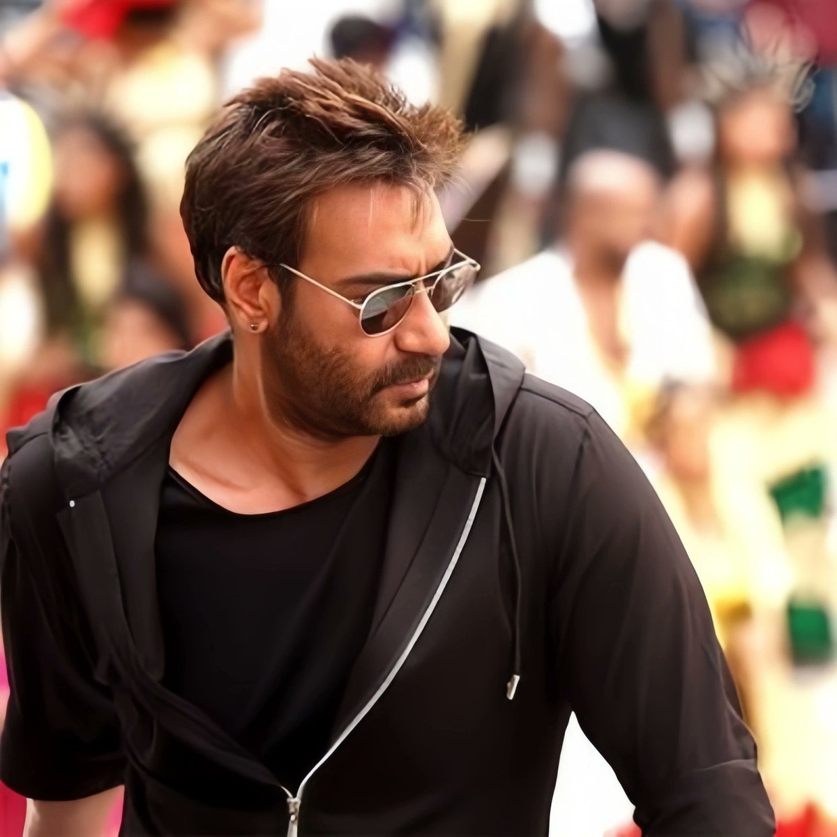 ADianNarsingh's tweet image. Ajay devgn - LHS
Diwali - RHS

LHS= RHS ( prove)