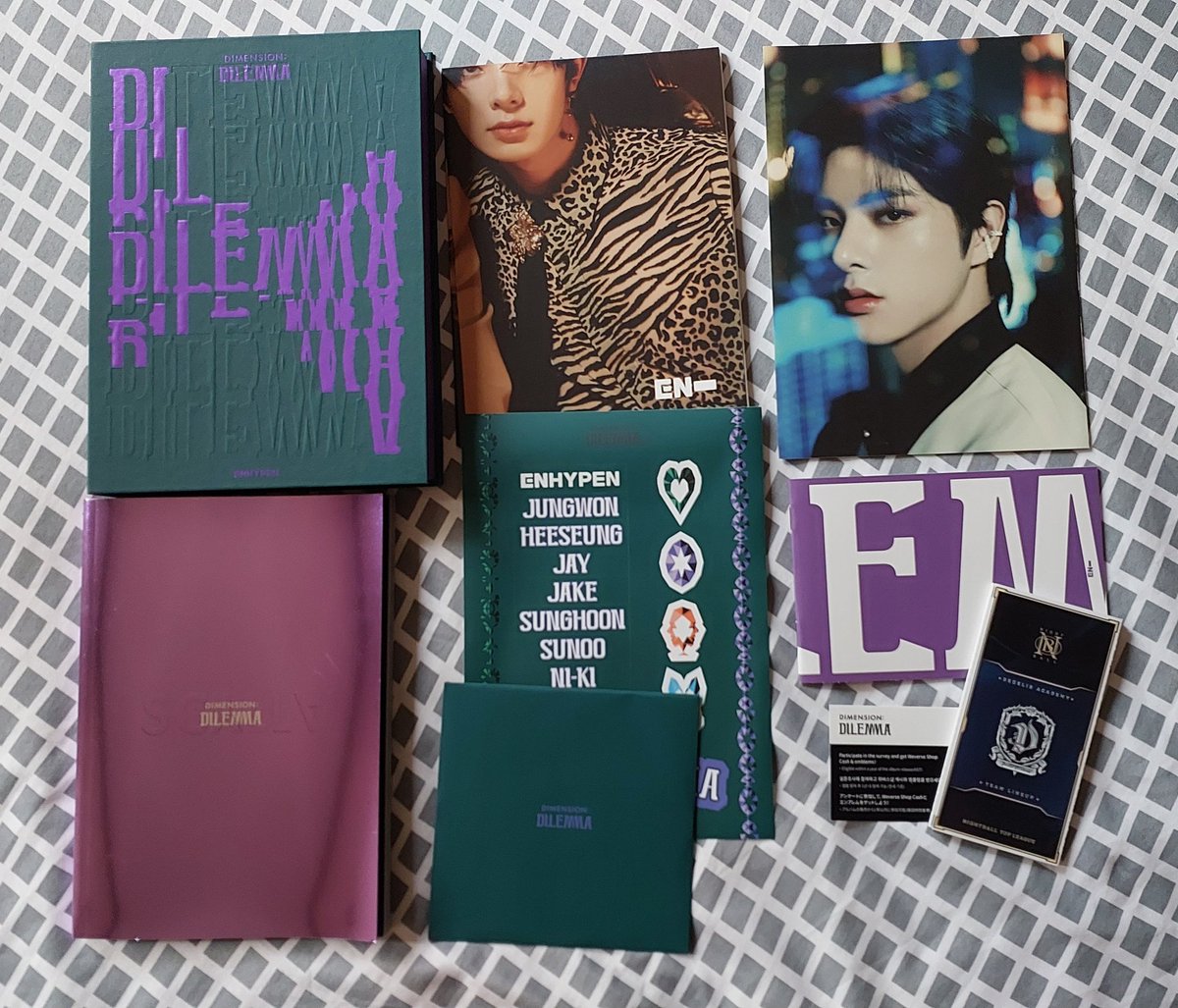 youremyJ's tweet photo. wts lfb enhypen pcs ph

-D:D Scylla set P800
-B:C Down P700

📨 sf will be shouldered by buyer
💠mop: gcash 
💠 mod: jnt  
💠 no cancellation

🏷 b:c d:d dilemma enha enhypen pcs sunghoon jay ni-ki heeseung jungwon charyb holo pcs albums https://t.co/1HhJ2ot0s1