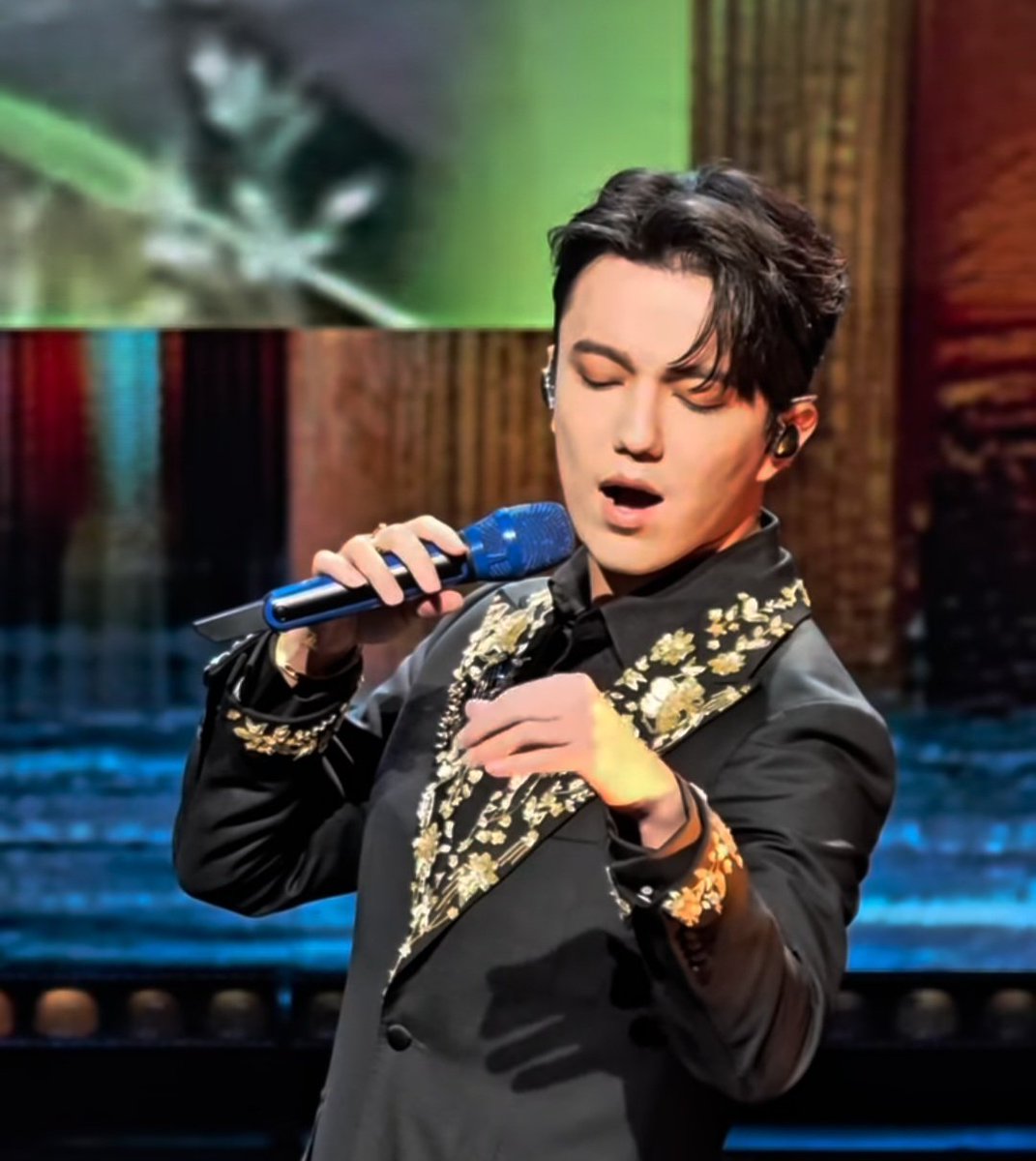 Lizzy4Dimash🇨🇷 (@lizzy4dimash) on Twitter photo <a href="/AlianzaDimashCR/">Alianza Dimash Costa Rica 🇨🇷</a> Maletas listas, canciones aprendidas y la emoción al máximo...España pronto estaremos ahí!
CONCIERTO DIMASH EN BARCELONA
#Dimash
Dimash conquista el mundo <a href="/AlianzaDimashCR/">Alianza Dimash Costa Rica 🇨🇷</a> Maletas listas, canciones aprendidas y la emoción al máximo...España pronto estaremos ahí!
CONCIERTO DIMASH EN BARCELONA
#Dimash
Dimash conquista el mundo