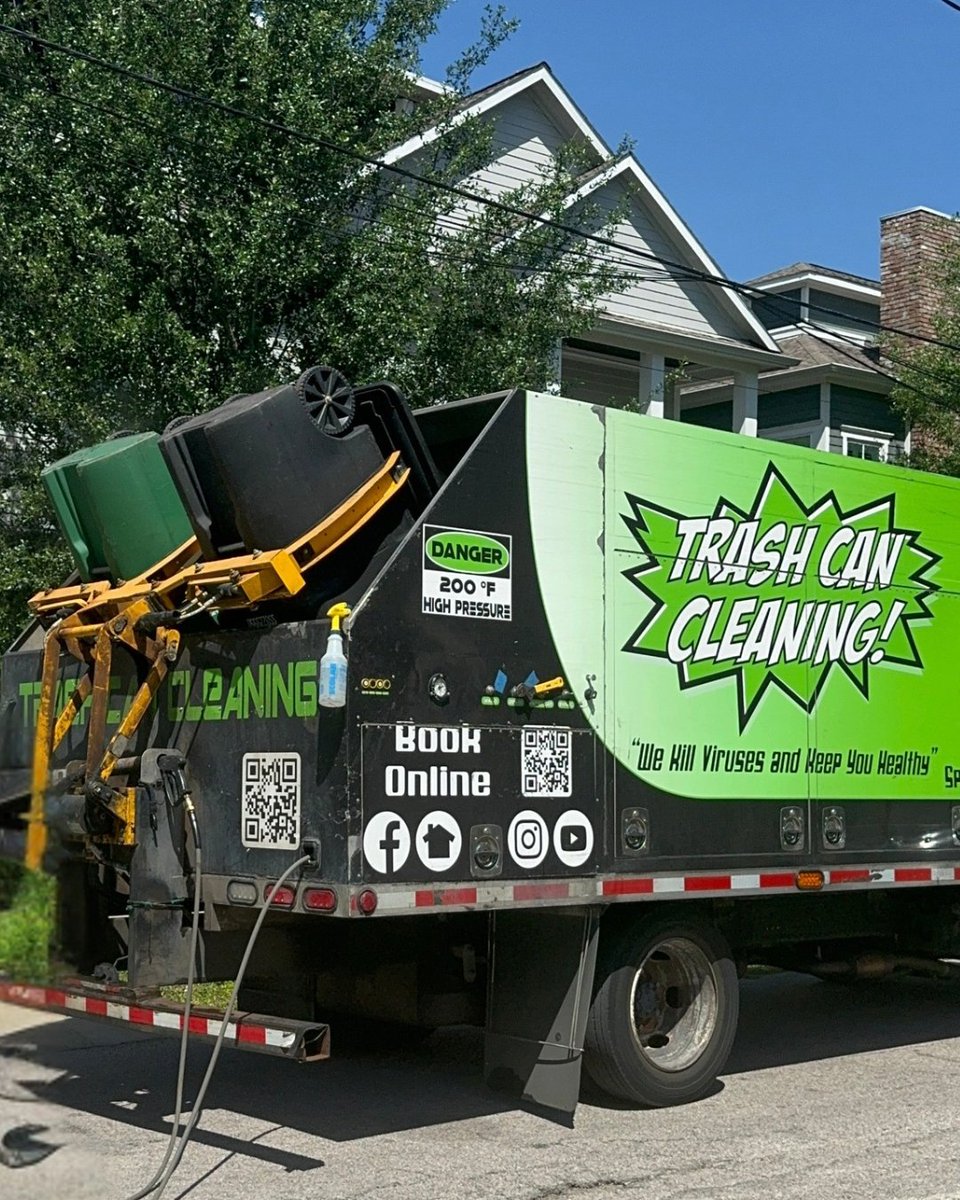 spacecity_llc's tweet image. 🚮 What’s really in your trash can?
Our steam + eco-friendly clean kills germs, removes odors & leaves your bin sparkling.
📞 (713) 715-7007 | 🌐 spacecitysanitizers.com
#HoustonTX #SpaceCitySanitizers #CleanLiving #EcoFriendly