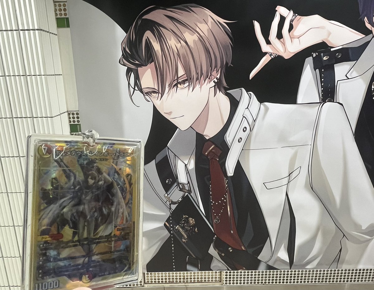 推し始めて1年毎回面白い動画やライブで元気貰ってます😁 
ROF-MAO4周年おめでとうございます‼️
 #ろふまお4周年