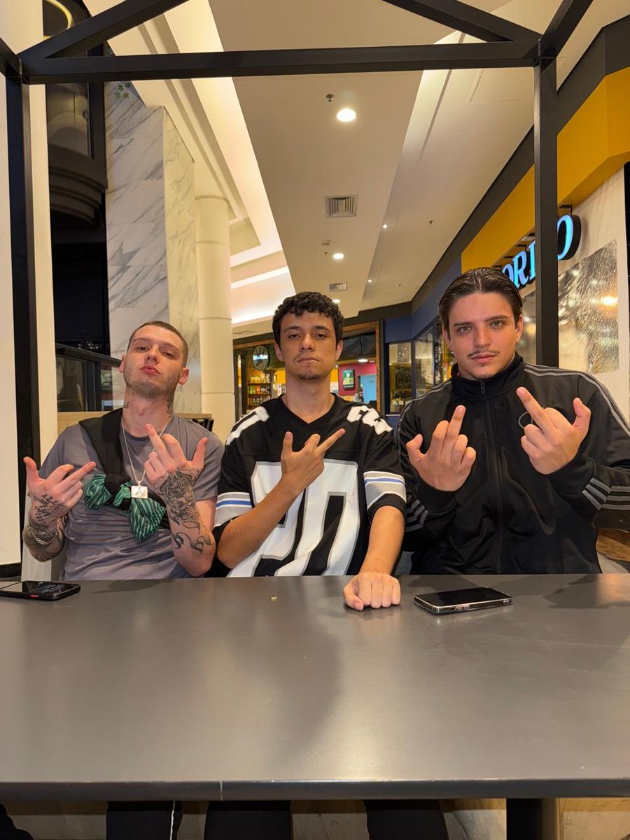 Grupo de bullying com os 3
t.me/+VPvq1yW4C8dlY…