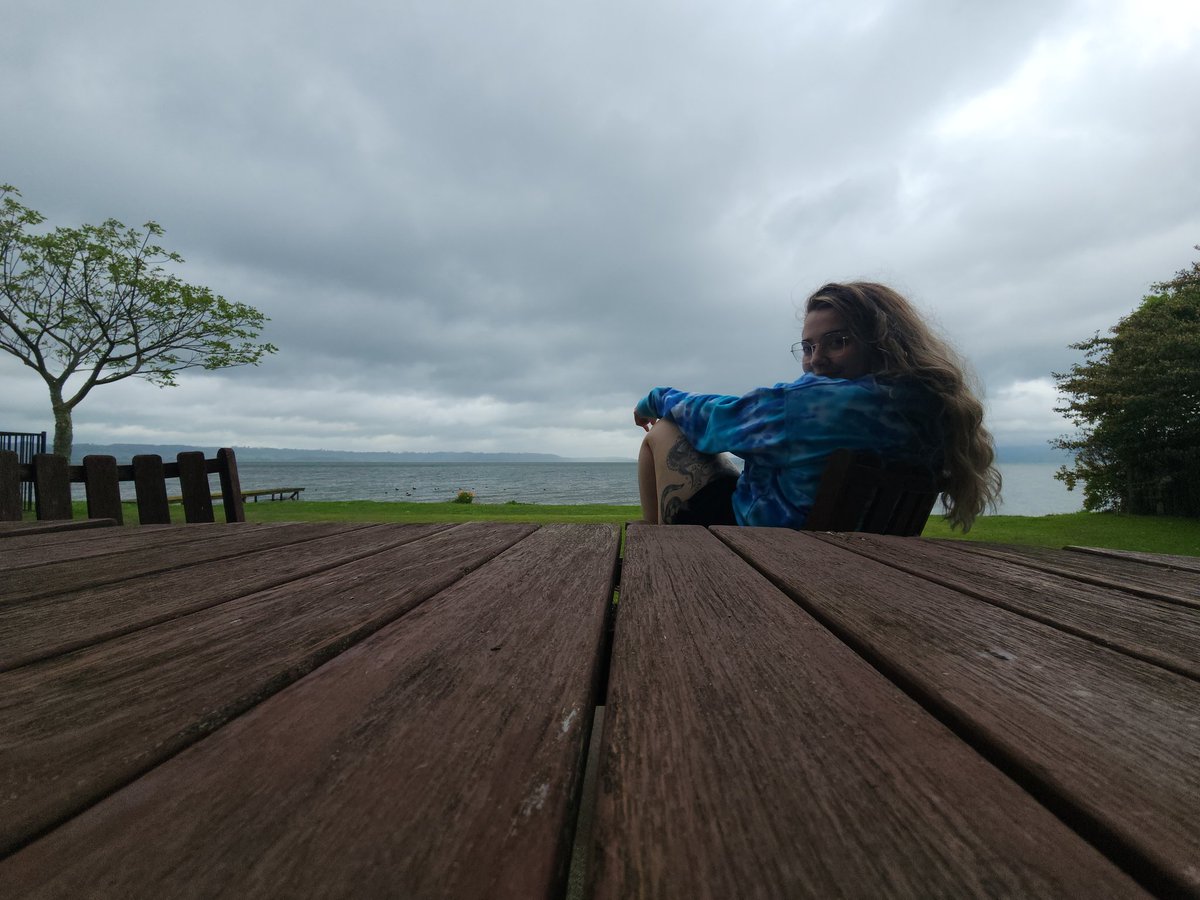 TrashCooks's tweet photo. Send that solo holiday to another country even if you're scared out of your fucking mind. https://t.co/KeJfpTegMv