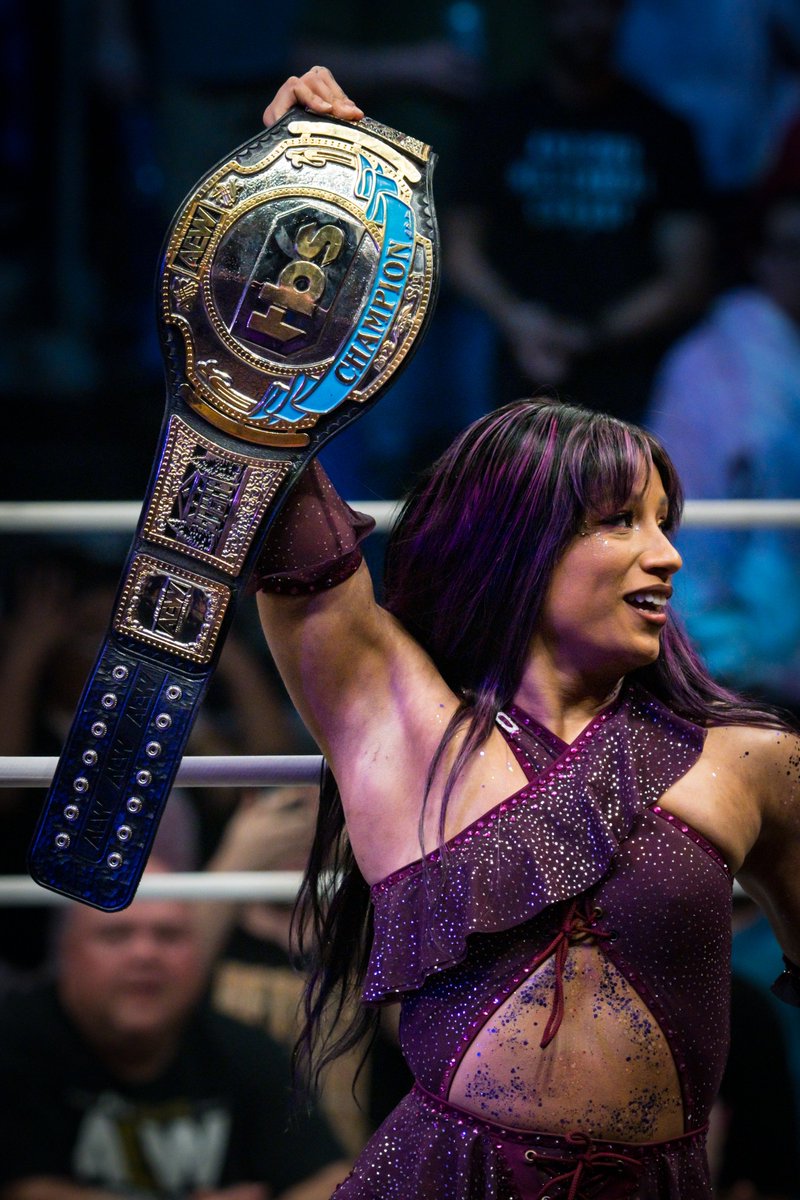 JJWilliamsWON's tweet image. T B S! T B S! T B S! 

@MercedesVarnado 

#AEW #WrestleDream
#AEWWrestleDream
