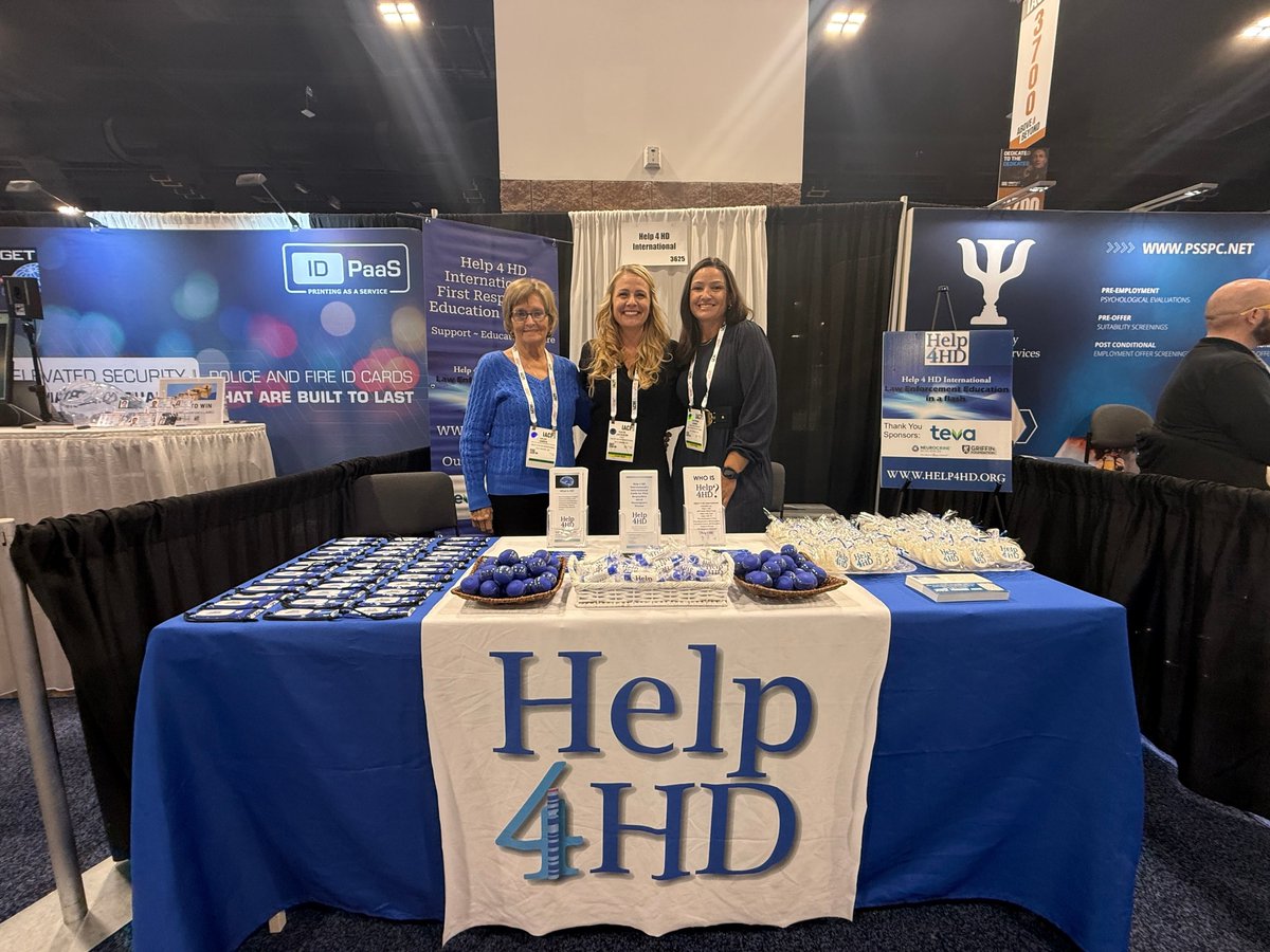 Help4HDI's tweet image. Our last day at the IACP conference 2025! We are so thankful for the opportunity to spread awareness & provide insights about #HuntingtonsDisease to #LawEnforcement officers to help keep everyone safe during difficult situations. #Help4HD #LEEP #Education