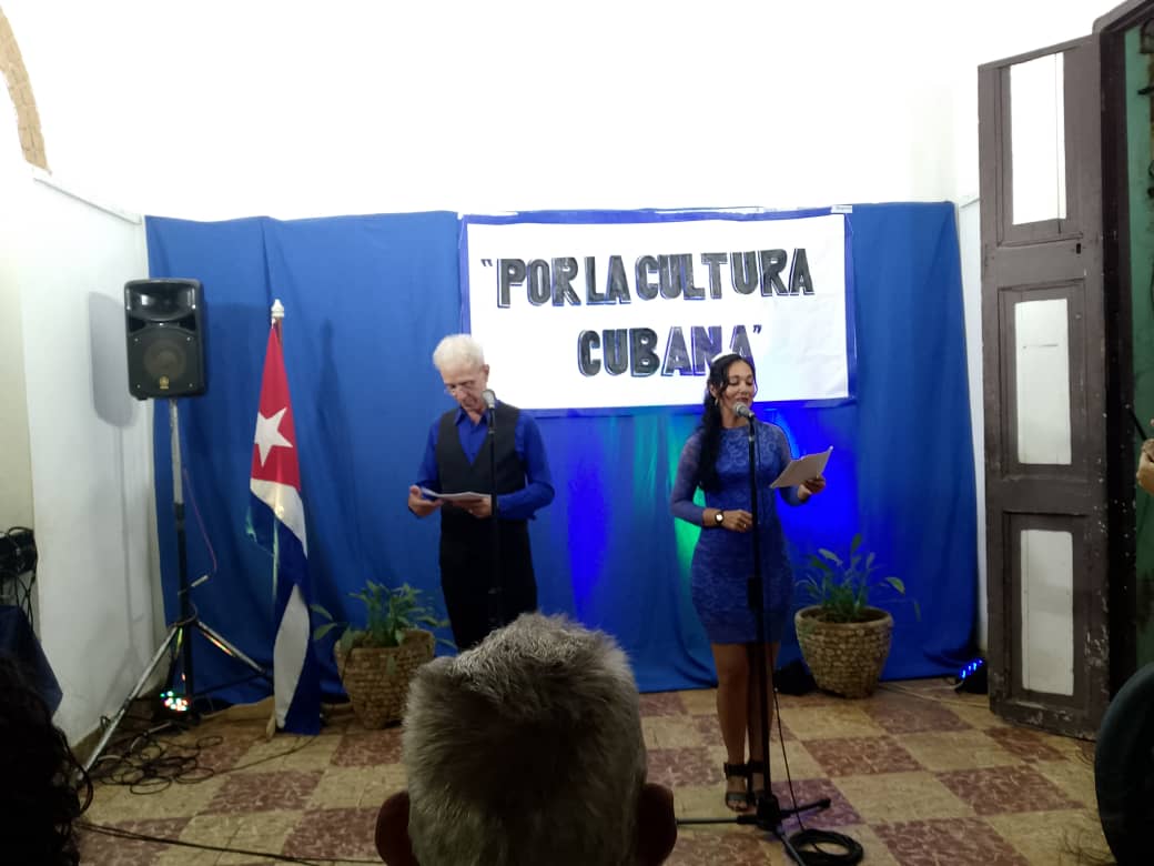 Borrego8Helen's tweet image. 👉Se efectuó en presencia de las máximas autoridades de Güira de Melena, la Gala de Tradiciones por la Jornada de la Cultura Cubana.🇨🇺✨💯❤️👏
#PoderPopular
#ArtemisaJuntosSomosMás