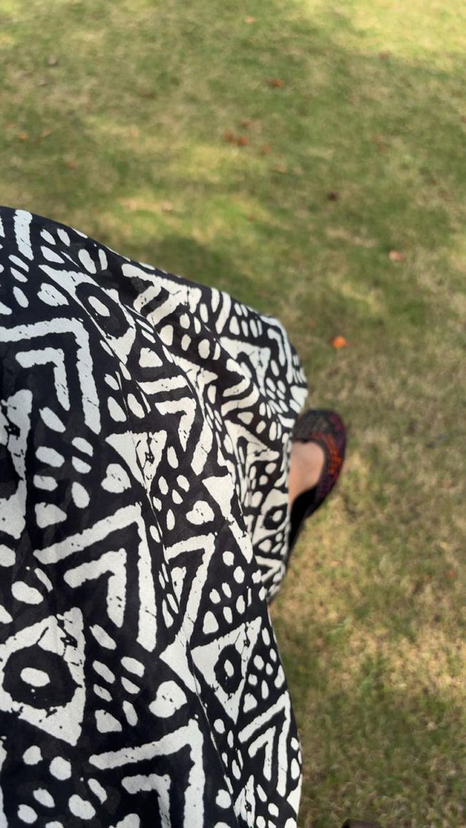 توں ساڈے دل وچ انج وسدا ایں 
جیویں نکتہ نون دے ھاں وچ
#اردو_زبان 
#سرائے_سخن