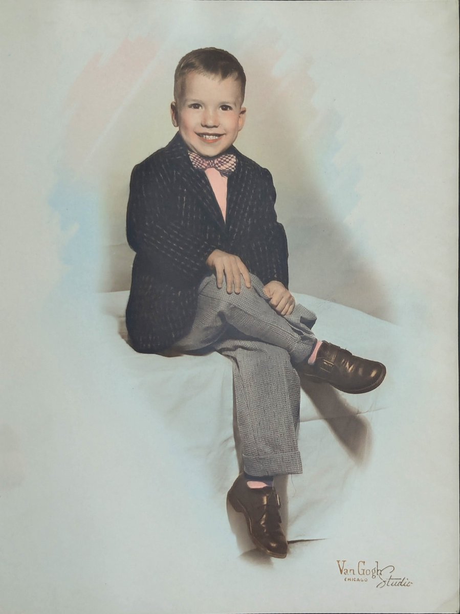 Zooey Glass tweet media