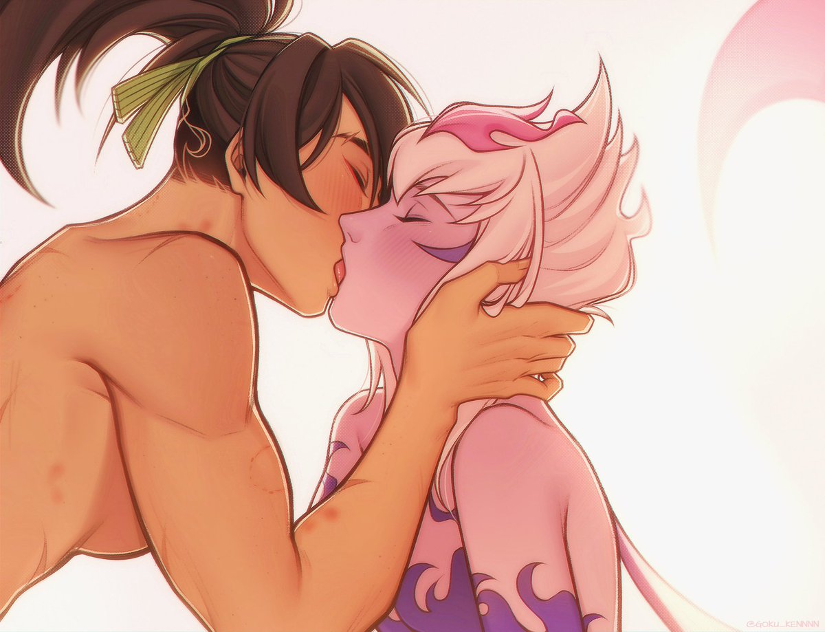 goku_kennnn's tweet image. They always kissing🥰
#evekali #KDA #LeagueOfLegends