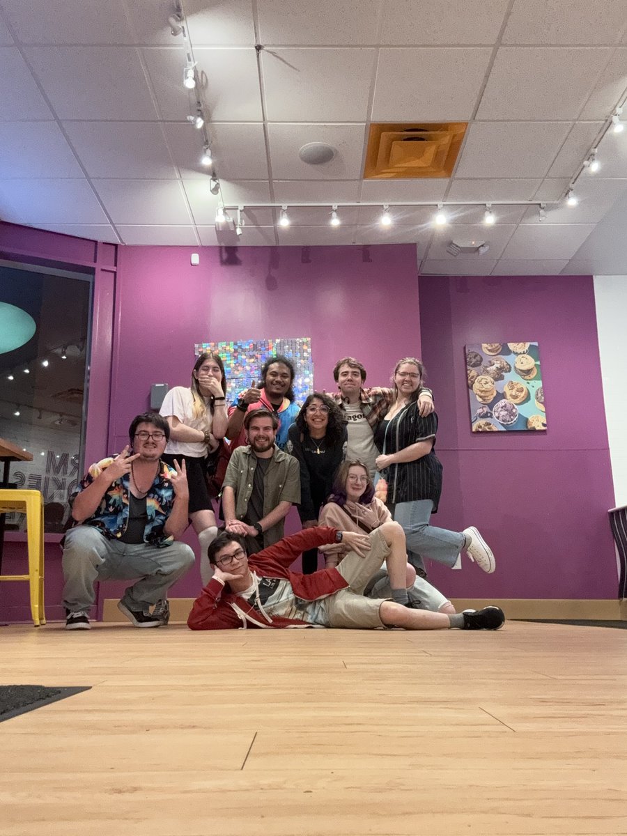 LuciKOH's tweet image. INSOMNIA COOKIES TAKEOVER BABYYYYYYY!