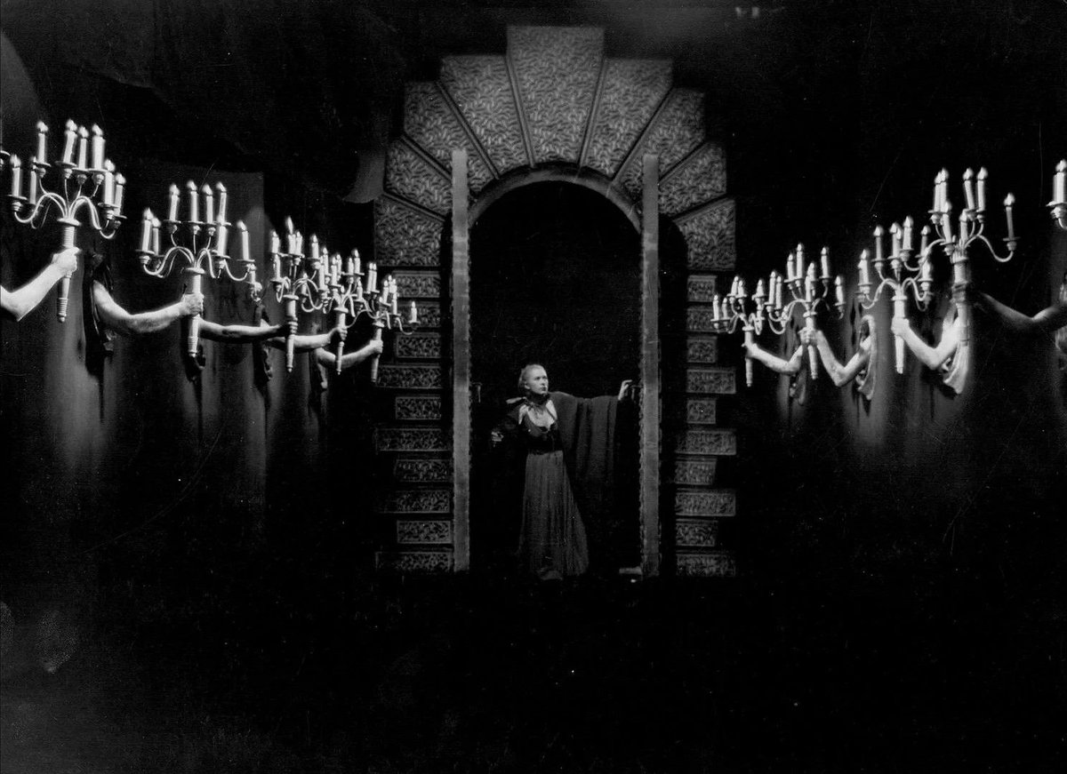 La Belle et la Bête (Jean Cocteau, 1946)
DoP: Henri Alekan