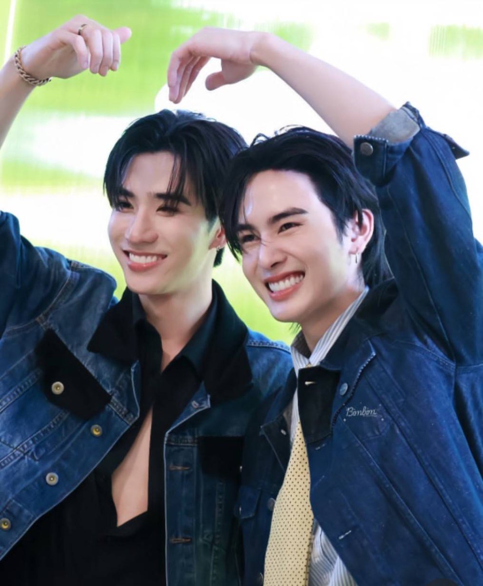 TTHA_naja's tweet image. เพิร์ธแซนต้าค่ะ ขอหวานๆ
#CTWMagicalHoliday2026
#centralwOrld