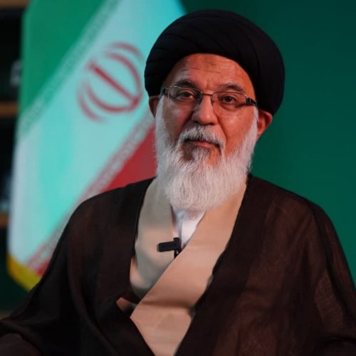 فقط ۲۳۵ روز دیگه از ریاست اژه‌ای بر قوه قضاییه مونده و به نظر بنده بهترین گزینه برای جانشینی ایشون #آیت_الله_میرباقری هستن.

اگه تو هم با قاضی القضات آینده موفقی لایک کن :)