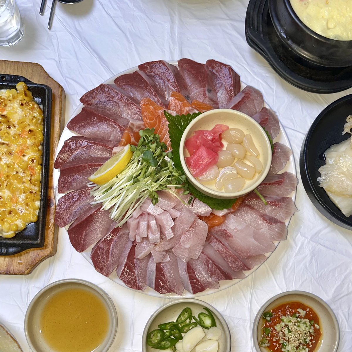 아제발 기름장 딱 발라가지고 백김치 돌돌말아