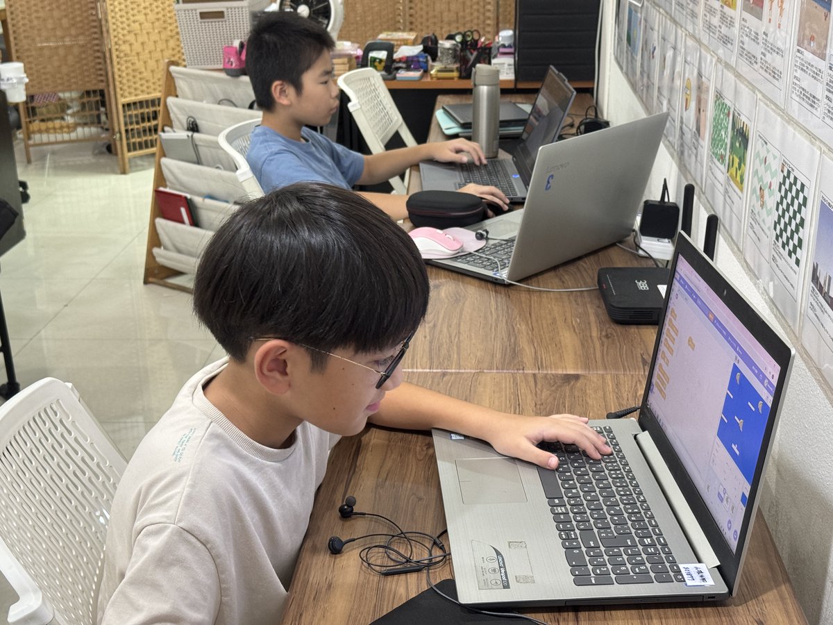 kobeyabkk's tweet image. KOBEYAではオンライン授業もOKです！💻詳細はこちら！
👉 nikonikoniko.my.canva.site/kobeyabkk
#coding #python