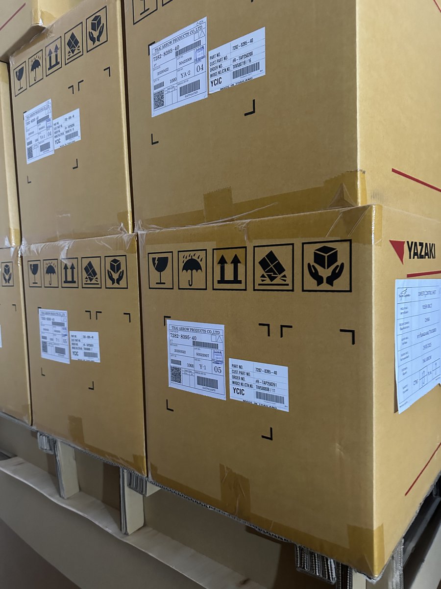 313305458Rejex's tweet image. #Yazaki genuine parts
#7282-8395-40
#7282-8853-30
#7282-8497-90
#SPAL #BYD #Fan motor #Toyota #Honda #NISSAN 
For more detail, please contact with us. E-mail: ots_jli@outlook.com Team: ots_jack Wechat: lj_ots