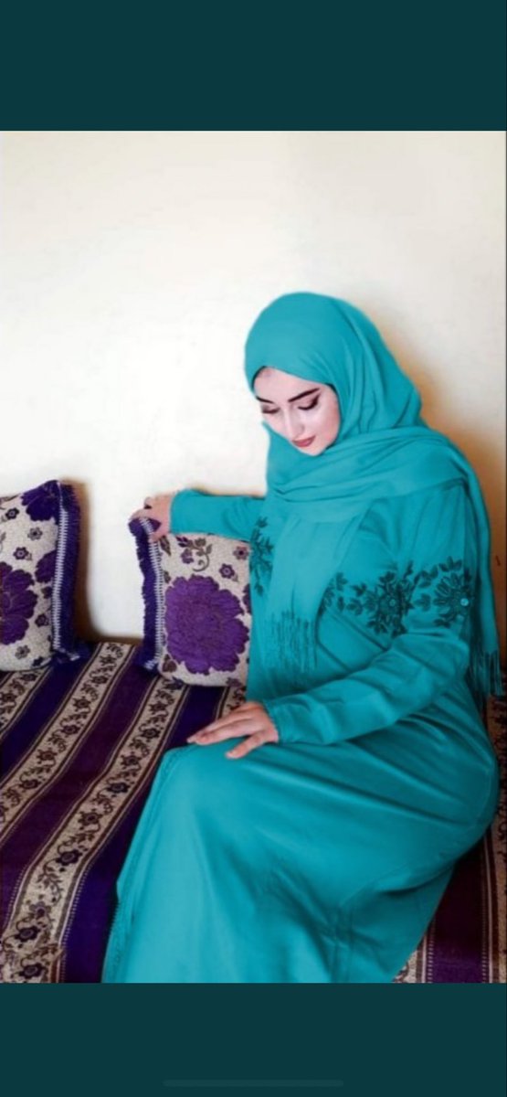 اليوم معزومة على عرس 
ومحتارة إي لون ألبس 
ومن الاجمل ارتديه