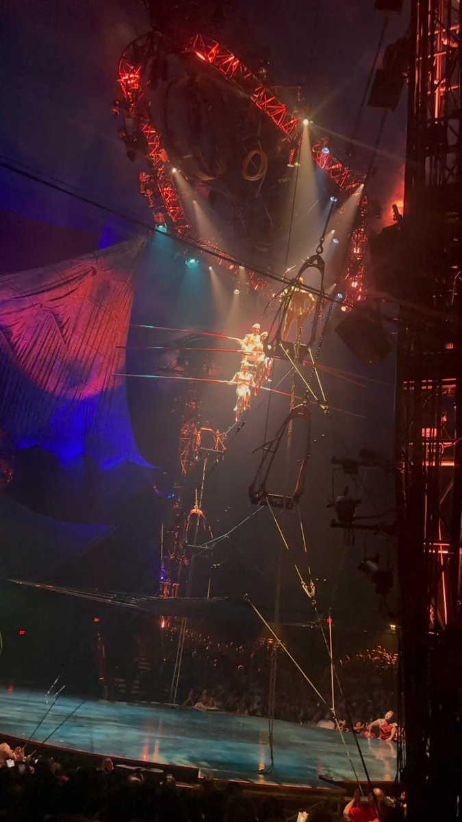 Lily7iuy's tweet image. #Los Angeles #Circus #RandomShots #Photos# This is a truly spectacular circus.