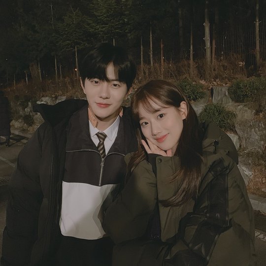 april_falling's tweet photo. 6년이 아니라 6일의 시간이 흐른듯~
#이나은 #마이리틀셰프 #LEENAEUN #MYLITTLECHEF #최보민 
2510 <My Little Chef>                             1906<Ateen2> https://t.co/ICoXQroGWw