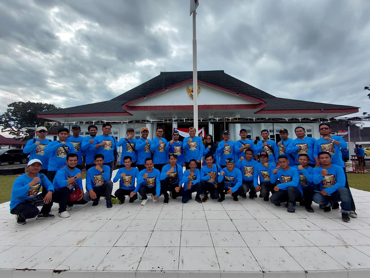 RLoloarung's tweet photo. Peringatan hari Bhakti pendamping desa, dipusatkan di provinsi Bengkulu, dengan thema *Dari bumi merah putih, kita bangun desa, bangun Indonesia, desa terdepan untuk Indonesia*

*#HariBhaktiPendampingDesa*
*#TPPBerkelanjutan*
@prabowo
@YandriSusanto
@arizapatria_ https://t.co/cfLp5E6tIp