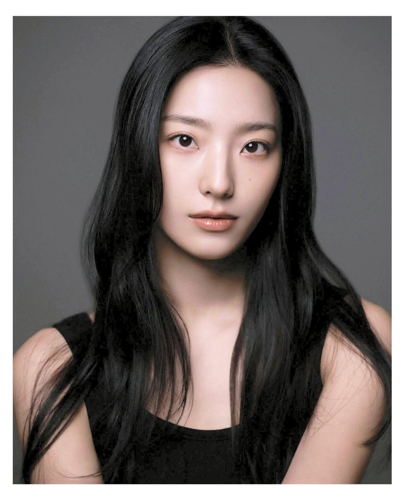 .𖥔 ݁  ࣪𖦆 𝕽eleasing my new profile photo under 𝟑𝟑𝟑 𝓐gency — a quiet symbol of 𝙧𝗲𝖺𝖽𝗂𝗇𝗲𝙨𝙨 to move forward and step into the vast world of acting. May this path lead me to e͟n͟d͟l͟e͟s͟s͟ op͟p͟o͟r͟t͟u͟n͟it͟ie͟s ahead. ִֶָ𖤐