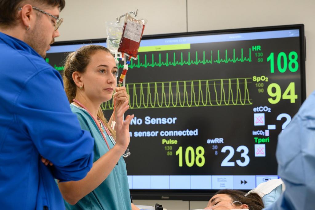 simclinicbcn's tweet photo. ¡Comienza la 16ª edición del programa de residentes de anestesiología! 👏 Nuestros R2 han completado la 1° jornada del programa 2025-26 entrenando patologías graves en la práctica de la anestesiología y la reanimación. 🩺
#Anestesiología #Formación #SomosClínic #SIMCLINIC" https://t.co/eRmf3lqgPs