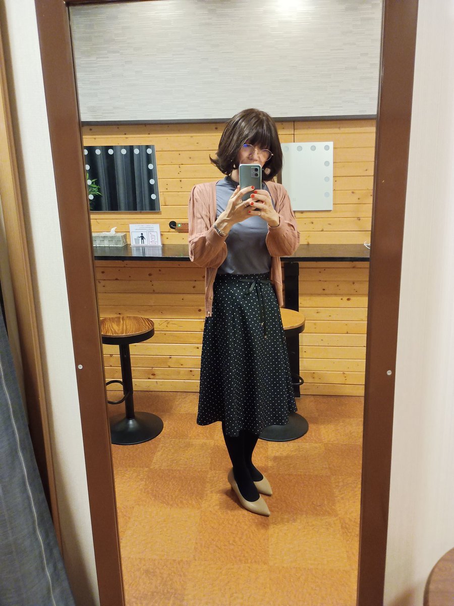 東山みちる🐬女装🍆 (@js19michiru) on Twitter photo お出掛けの戦利品でパンプスをゲット👠
ちゃんと試着したのでサイズ感もバッチリです👍 お出掛けの戦利品でパンプスをゲット👠
ちゃんと試着したのでサイズ感もバッチリです👍