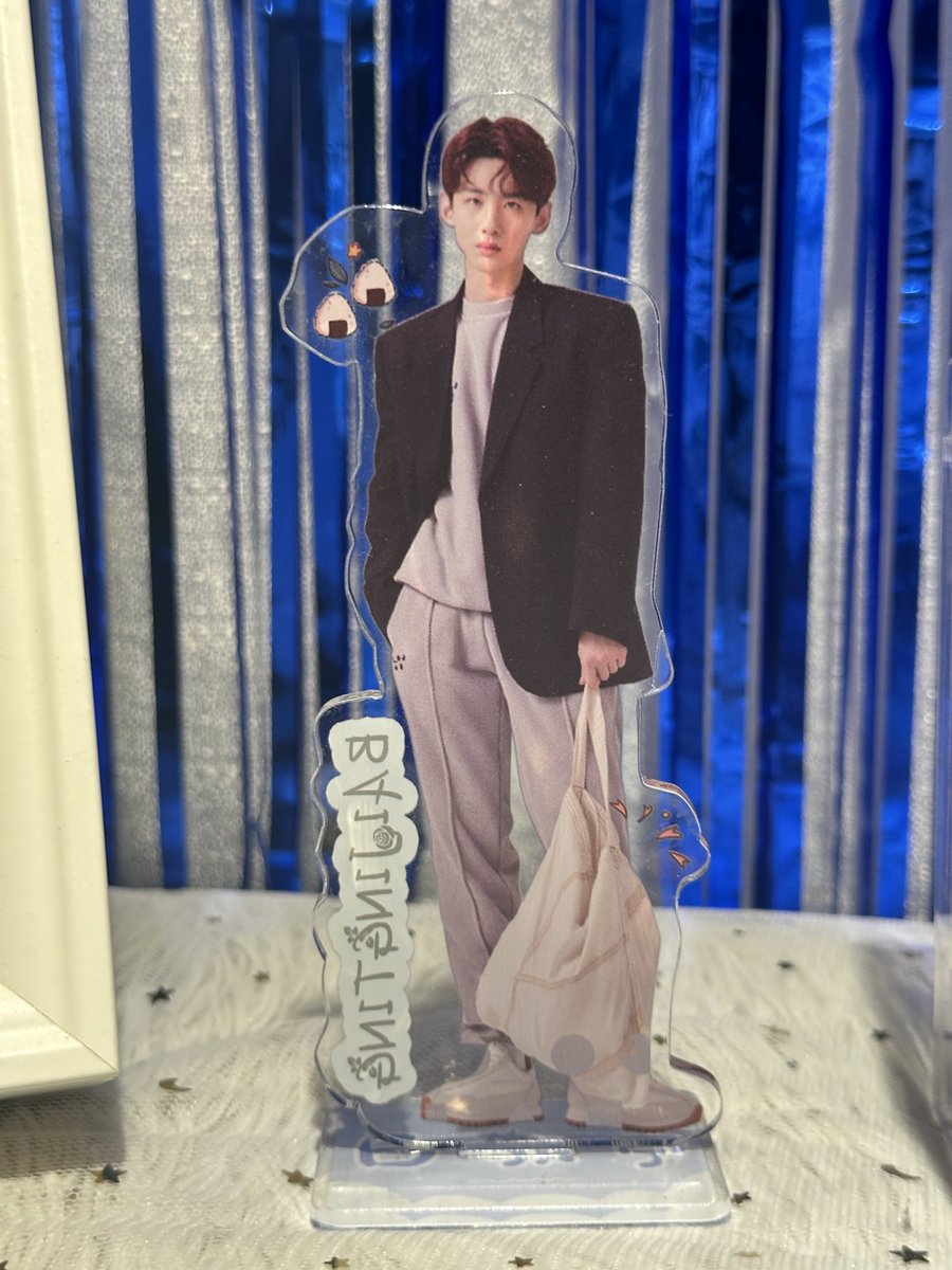 Annaaa22649165's tweet photo. Birthday Cafe &amp; Mini Gallery for Bai Jingting IV (จางล่าเมี่ยน จุฬาซอย5)  งานน่าร๊ากกกกLucky draw ได้ photobook มา 1 เล่ม ขอบคุณมากๆค่า 😍👍🙏

#BJTEternalFlare 🎂
#白敬亭 #ไป๋จิ้งถิง #BaiJingting https://t.co/0HYhk8AToZ
