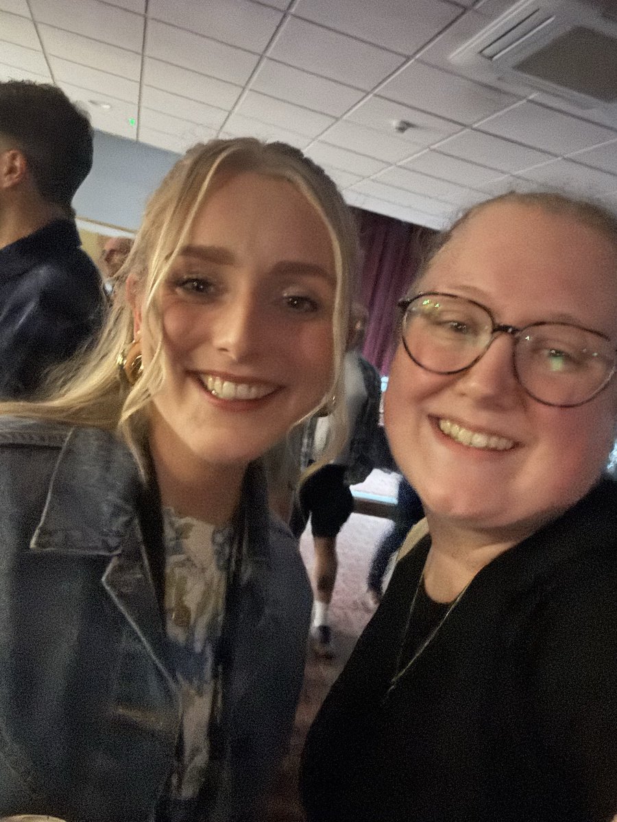 Amy 🩷💜💚 tweet media