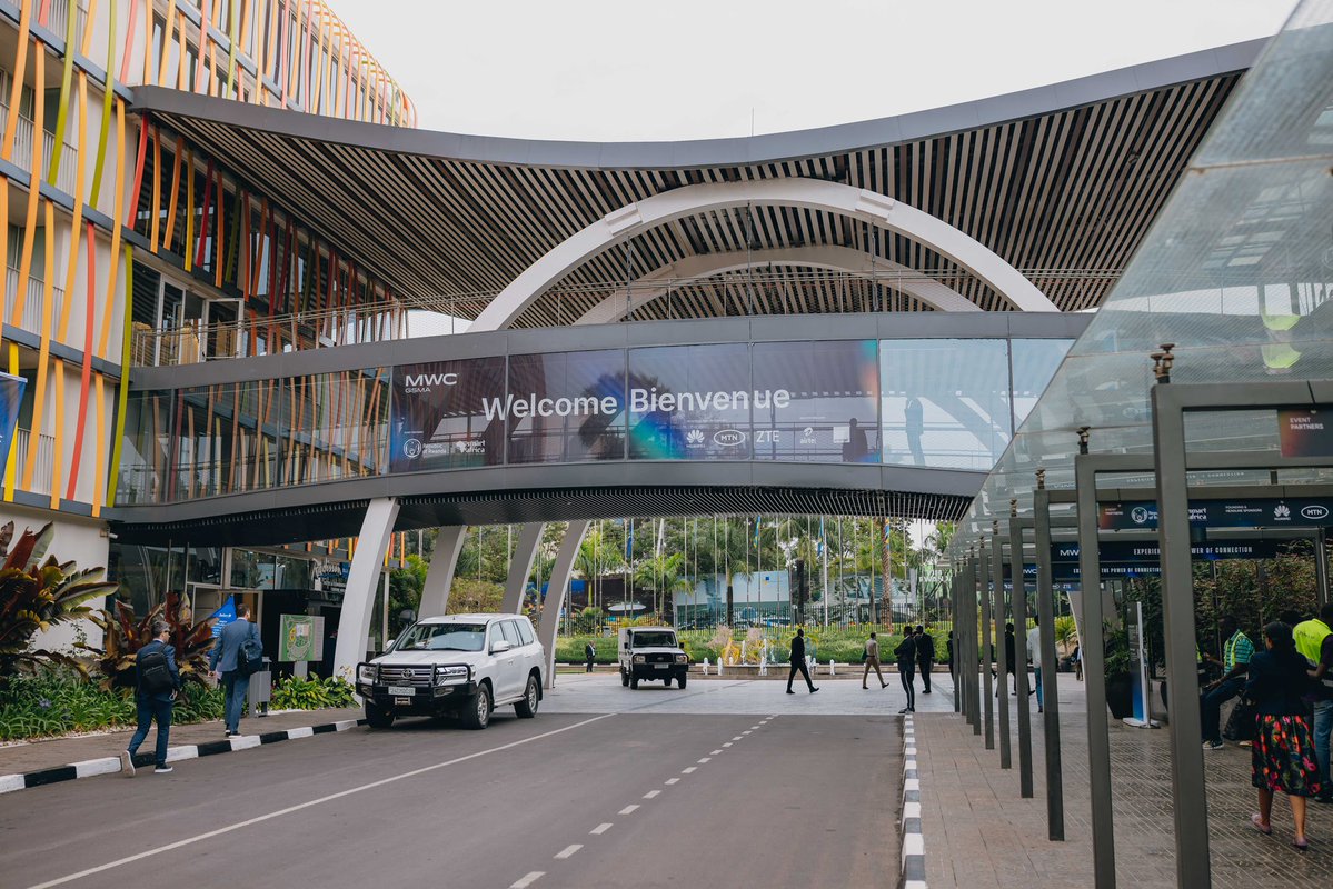 seamfixltd's tweet image. Day 1 at MWC Kigali 2025!!..connecting, creating and shooting Africa’s digital future.
We are so proud to be part of this transformative journey
Visit us at Booth 211 for a seamless journey into secure digital access
#mwc #mwckigali #mwckigali2025 #kigali #rwanda #seamfix…