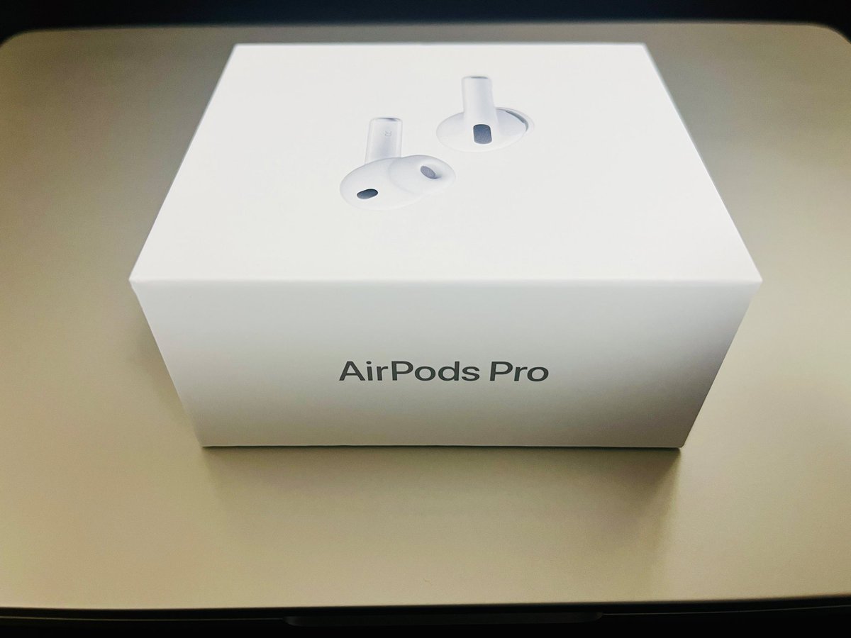 とあるアニメの打ち上げパーティーなるものに参加させていただき、催しの抽選会にて当選。今年の運を全て使い果たした。