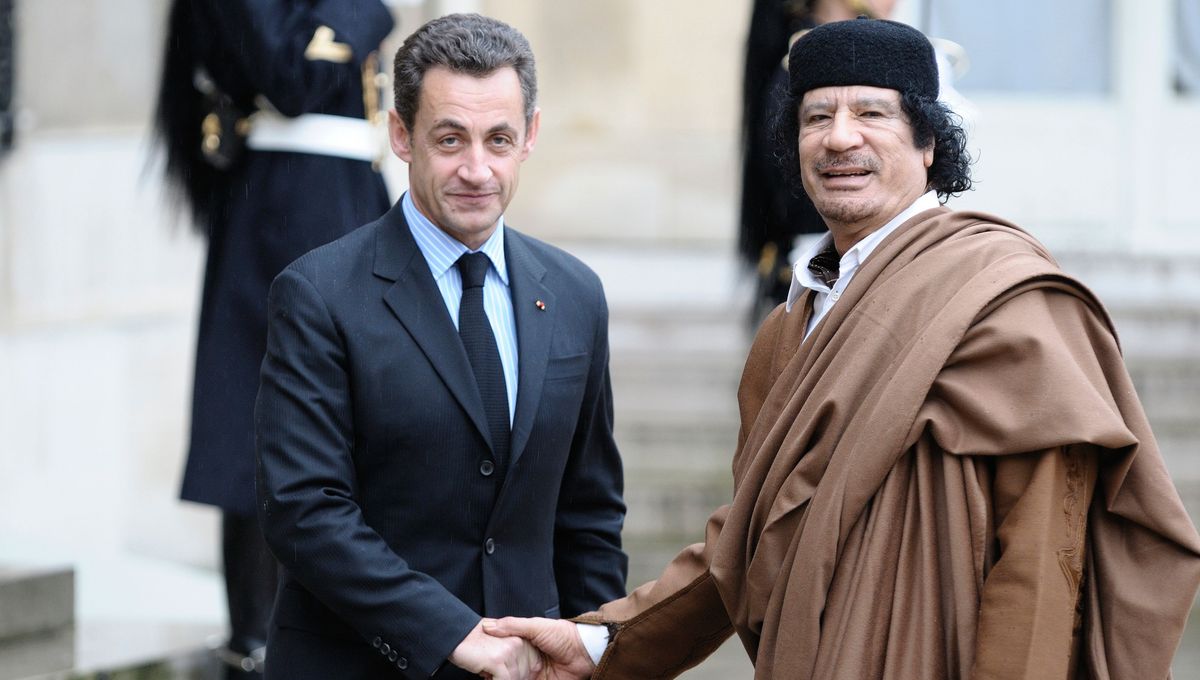 3TVBurkina's tweet image. 🛑Condamnation historique pour Nicolas Sarkozy. Le tribunal l'a reconnu coupable d'avoir orchestré un financement illégal de sa campagne de 2007 avec l'argent du régime libyen.
#3tv