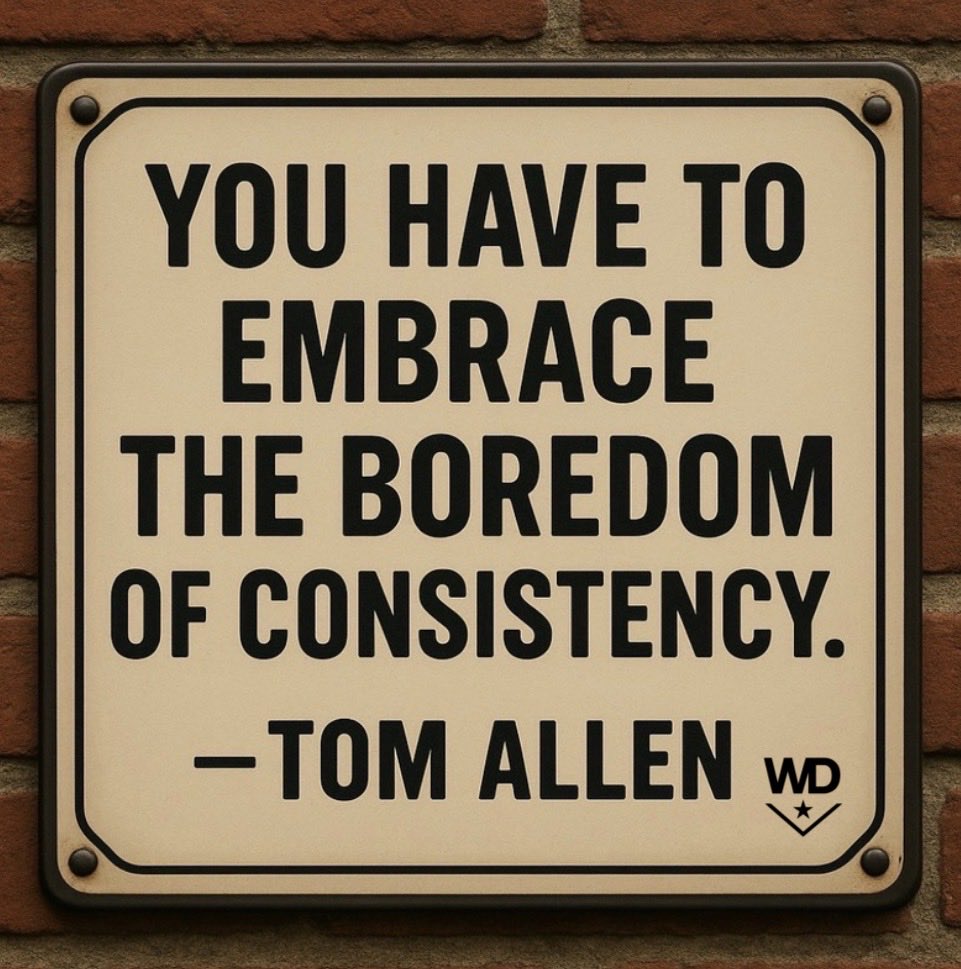 thewinningdiff1's tweet image. Everyone wants the moment.
Few want the monotony.
Greatness is repetition done with intent.
Same drill. Same detail. Same standard—every day.
Learn to "embrace the boredom of consistency".