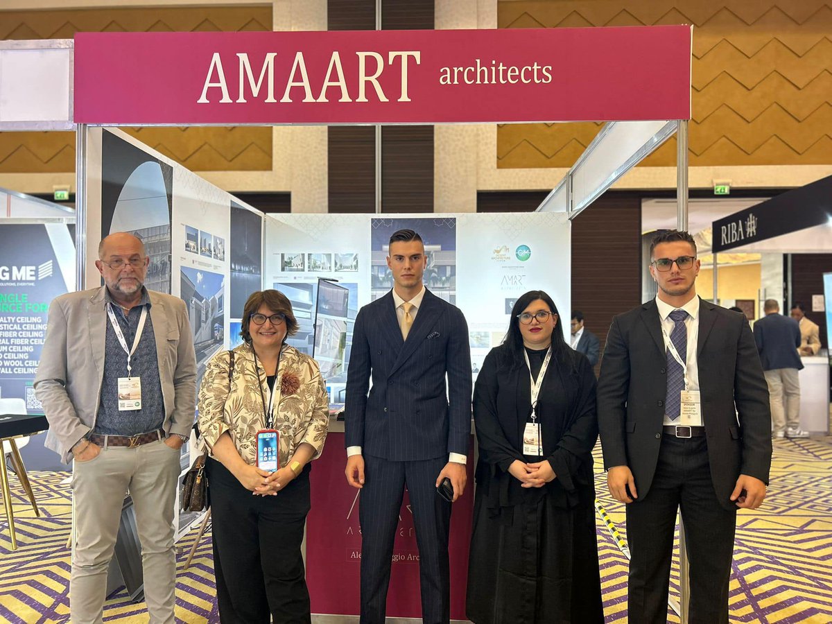 AmaartArchitect's tweet image. 📷 The Desert Architecture Forum is underway. If you are here too, let’s catch up: Join us at the Desert Architecture Forum 2025, where innovation meets sustainability in the heart of Riyadh.  #SustainableDesign #desertarchitecture #climateresilientarchitecture #Architecture