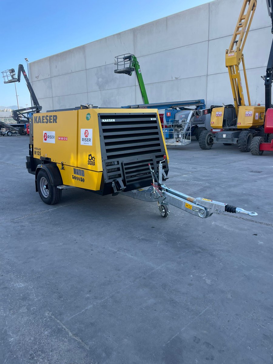 riseralquiler's tweet image. 📢NOVEDAD📢 Compresor  móvil Kaeser Mobilair M 125.

Perfecto para construcción y obra pública en general: demolición, demolición de pavimentos, uso en reparaciones y mantenimiento.

#Compresor #CompresorMovil #AlquilerDeMaquinaria #MaquinariaLaRIoja