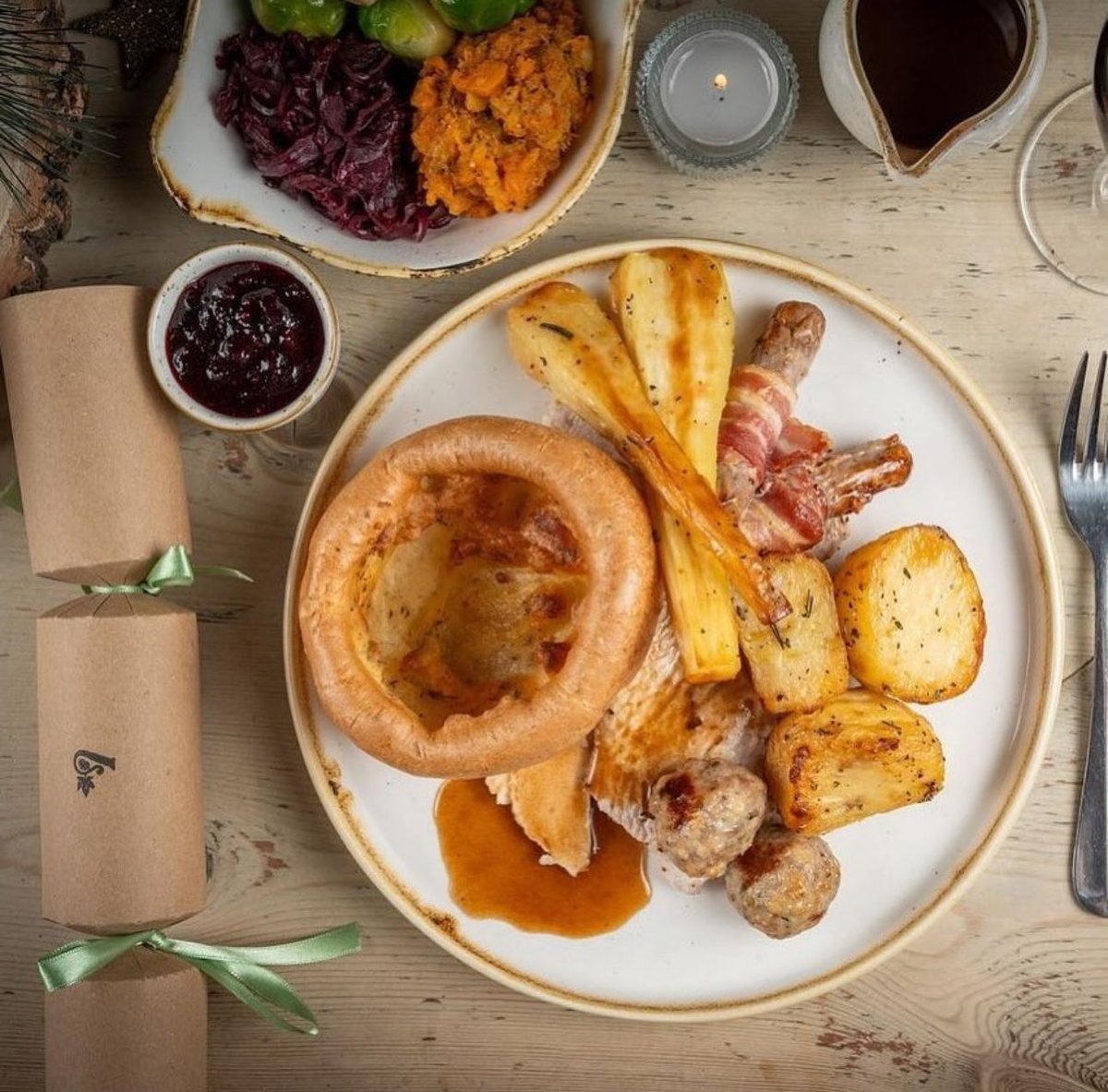 Book your festive celebrations with us today &amp; join us for a delicious Christmas feast. Our chefs have sourced the best winter produce and created tempting seasonal menus with something for everyone to enjoy.

View our menu &amp; book your table here: sunfaversham.co.uk