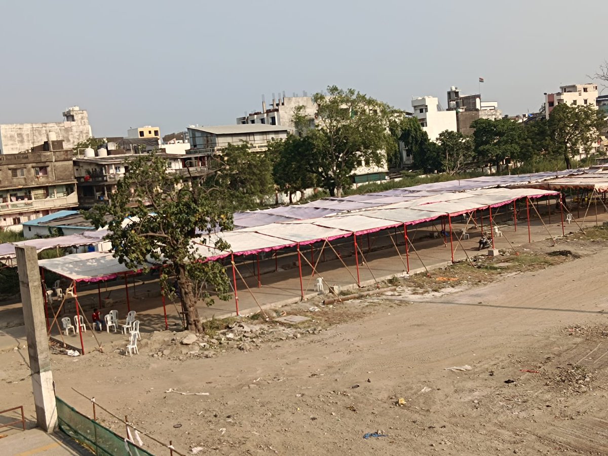 DRM - Mumbai Central, WR tweet media