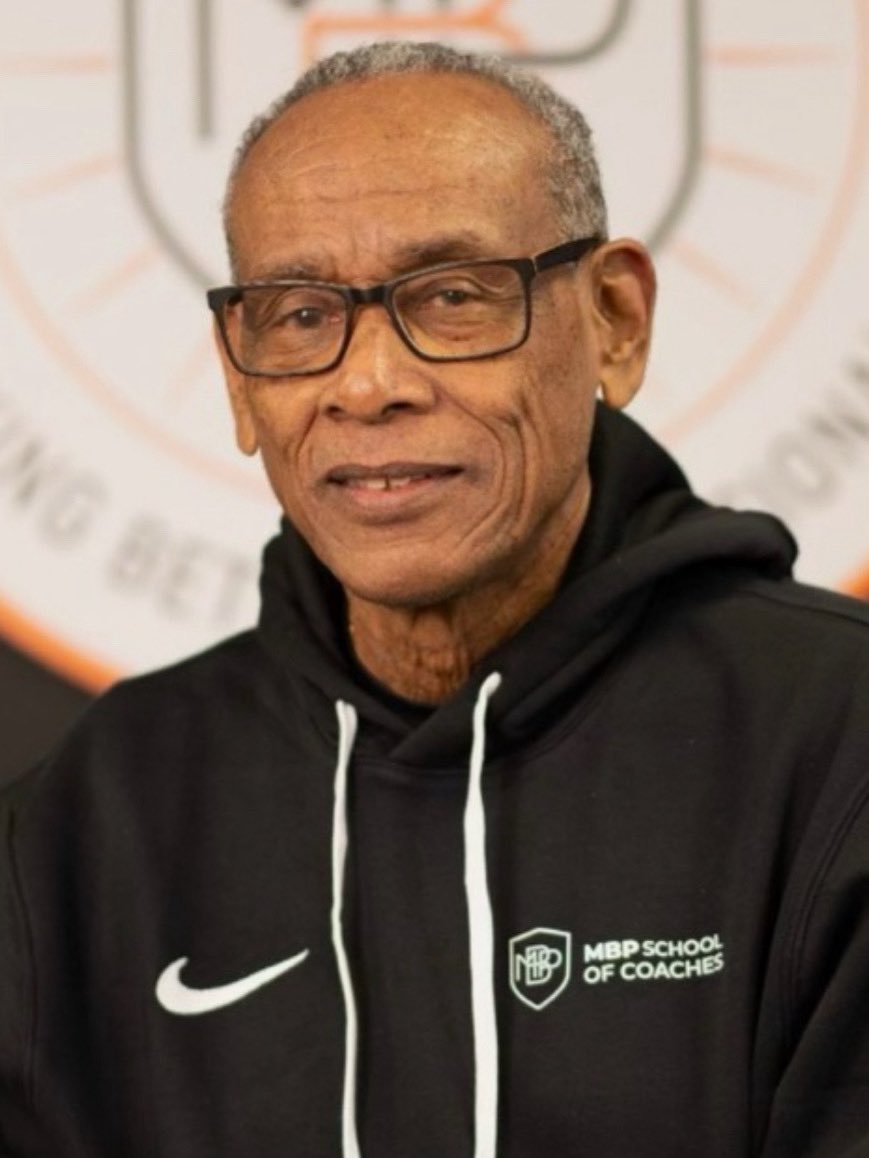 ⚽️ We’re thrilled to welcome Coach Vin Blaine as our new Head Coach of Girls Soccer! 

With 40+ years of int’l experience including serving as Director of Football for three national programs Coach Blaine brings elite leadership and passion to our team.

Here’s to a great season!