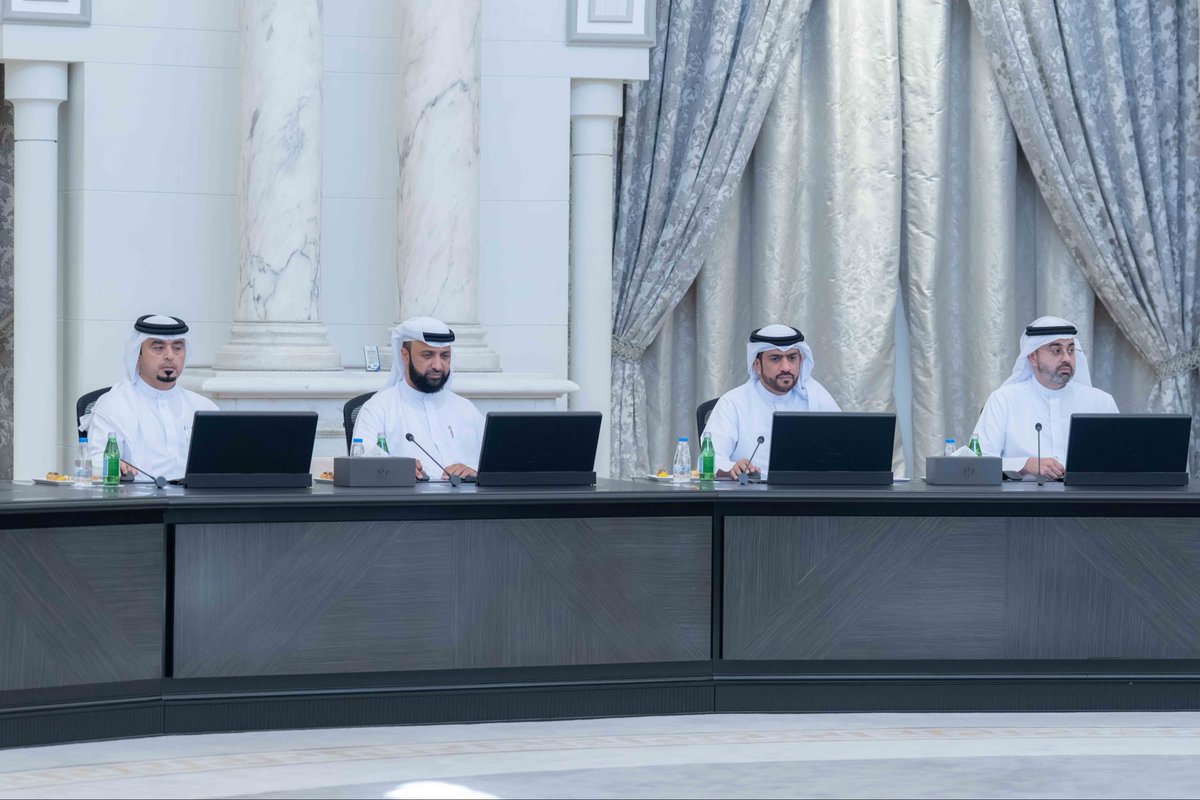 ولي عهد الشارقة يترأس اجتماع المجلس التنفيذي

bit.ly/4higeAO