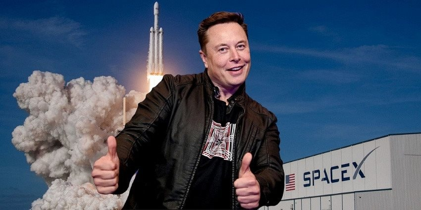 ParadoxAlgo's tweet image. 🚀 SpaceX reportedly transferred $268 million in Bitcoin to two new wallet addresses — sparking fresh speculation about corporate crypto strategy and treasury moves.