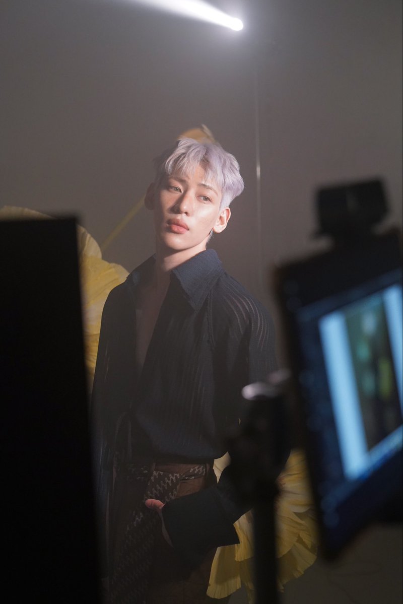 뱀뱀 BamBam (@bambamxabyss) on Twitter photo 【𝗛𝗢𝗠𝗘𝗧𝗢𝗪𝗡】 Jacket Behind Photo 📸
#แบมแบม #BamBam #뱀뱀
#HOMETOWN #WONDERING 【𝗛𝗢𝗠𝗘𝗧𝗢𝗪𝗡】 Jacket Behind Photo 📸
#แบมแบม #BamBam #뱀뱀
#HOMETOWN #WONDERING