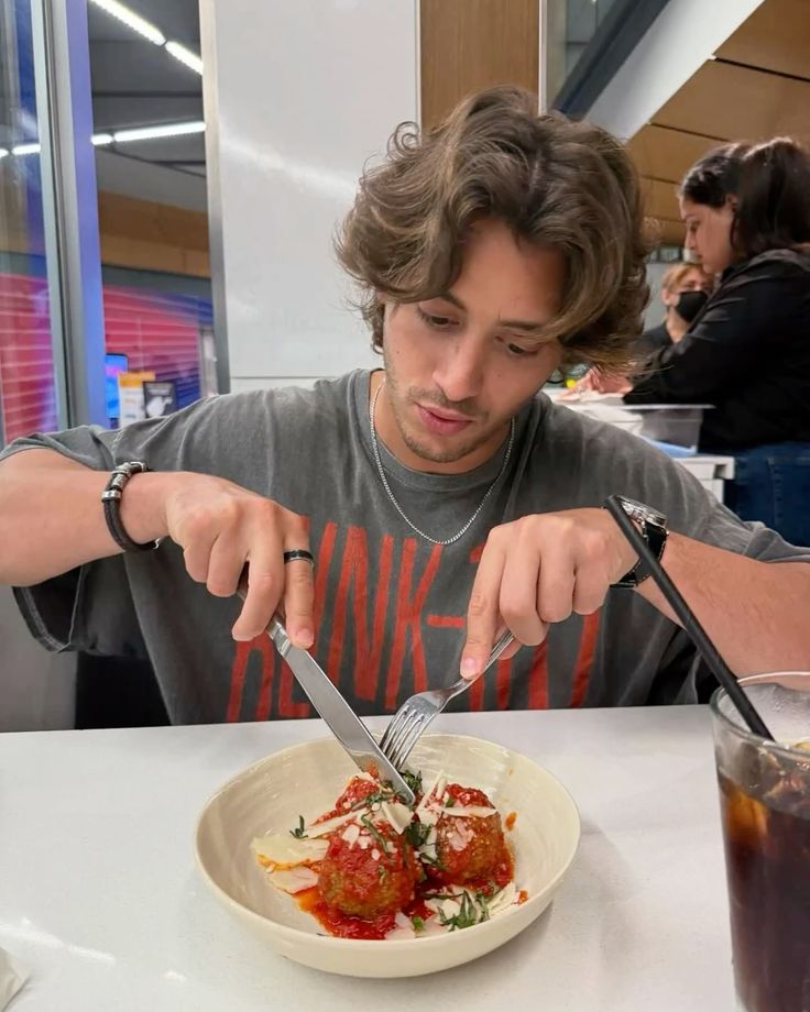 tonythinkerr's tweet image. 