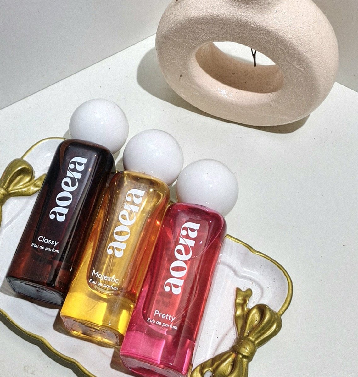 Some perfumes smell good, but Aoera? It this different 💓💓 

---- koleksi Aoera must-try bgttt 💐