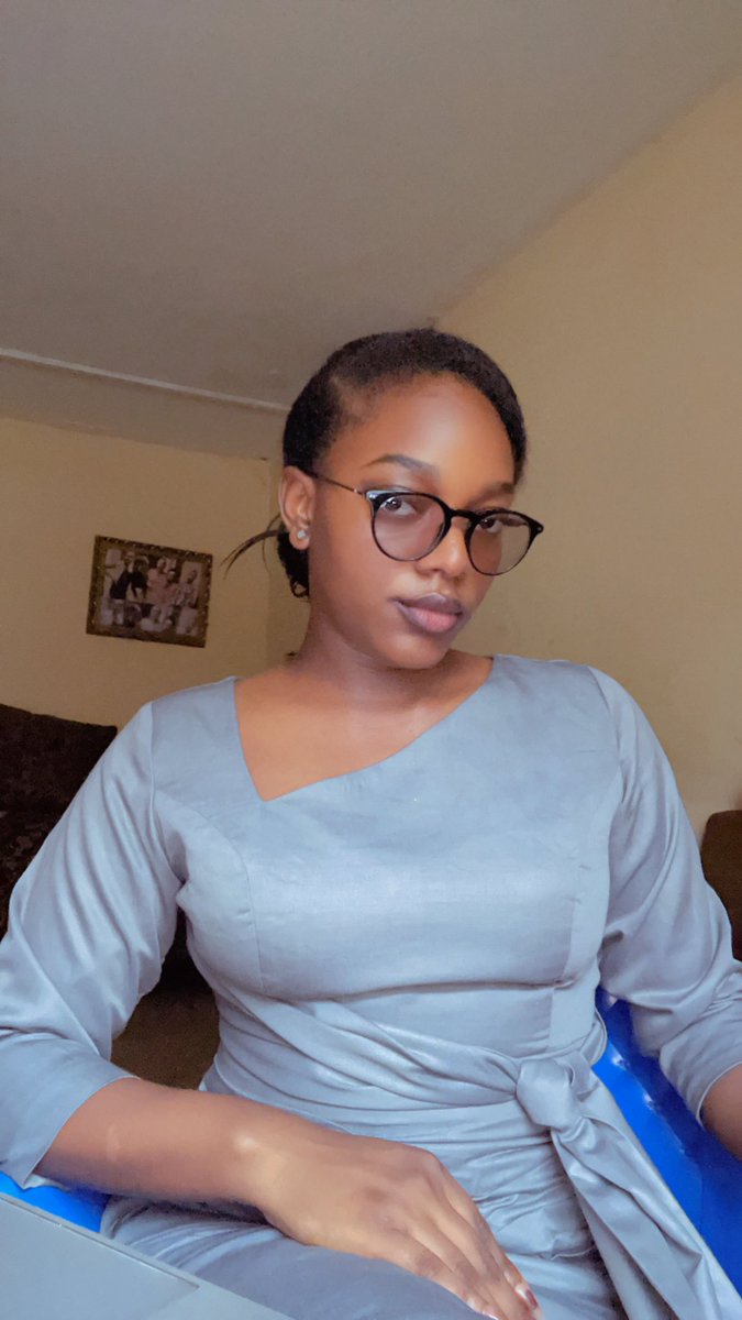 your_techbaddie's tweet image. Hey Design & Dev Community!
I'm Ayoola, a UI/UX Designer & Front-end Developer.
I am looking to level up my network!
Let's connect in comments #UIUX #FrontEndDev #Figma