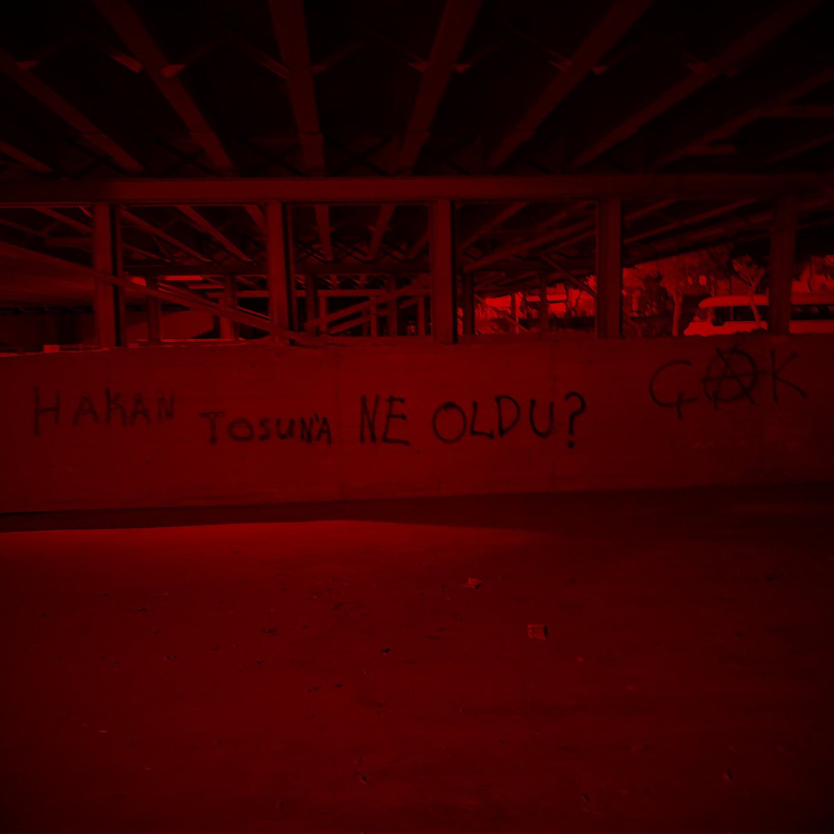 #HakanTosunaNeOldu