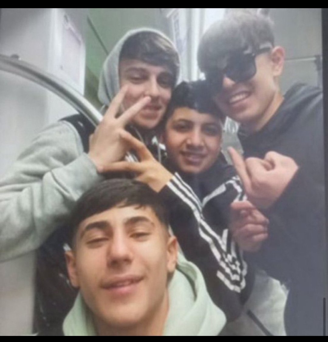 Şu fotoğraf varken nasıl diğer ikisine beraat verdiniz? Müşterek faillikte, fikir birliğinin fotoğrafıdır bu. #AhmetMinguzziEmsalOlsun